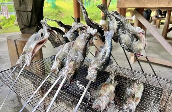 といろ蓮田　ニジマス釣り🎣